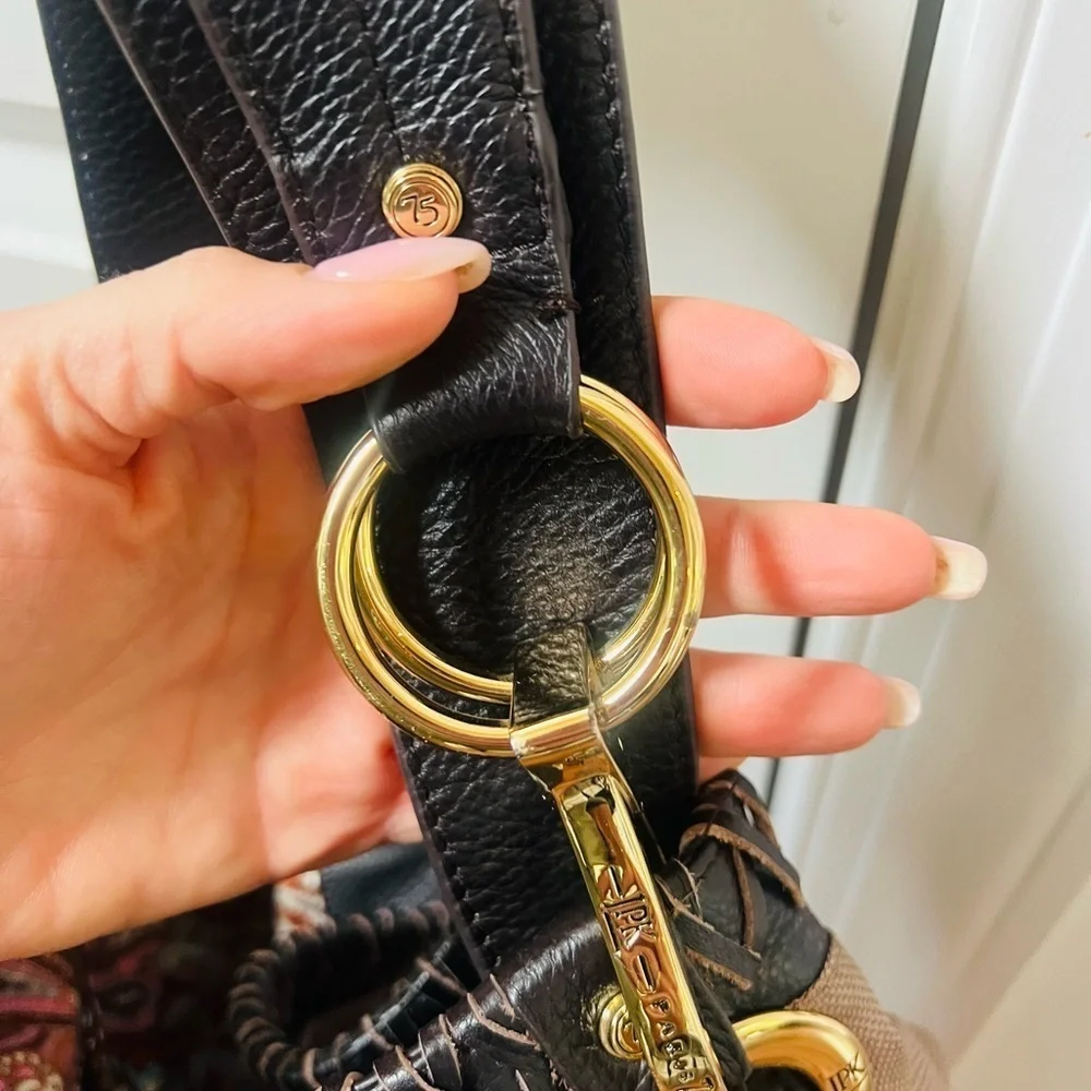 Elegant Brown Hobo Bag Paris75